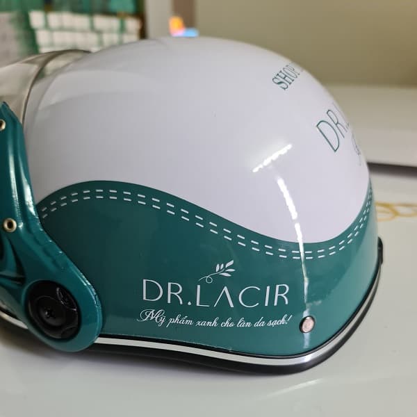Mũ bảo hiểm có kính in logo Dr.Lacir