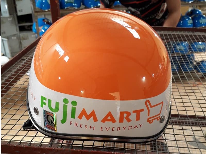 Mũ bảo hiểm in logo Siêu thị Fujimart