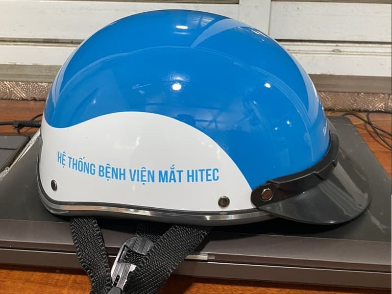 Mũ bảo hiểm in logo Bệnh viện mắt Hitec